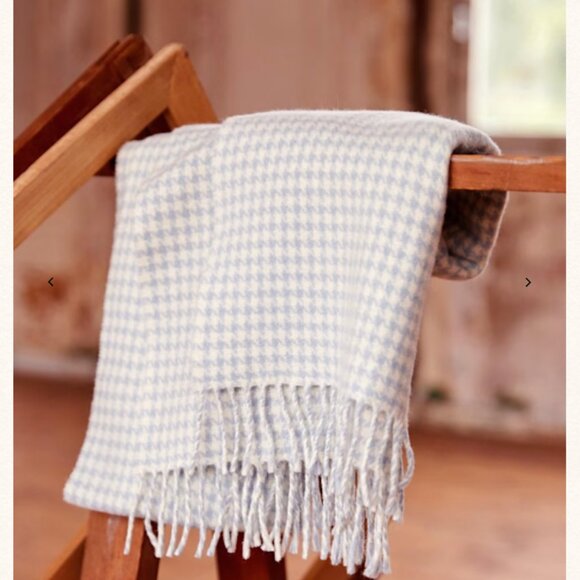 Sezane Seraphine Scarf - Blue Ecru NWT - Picture 2 of 7